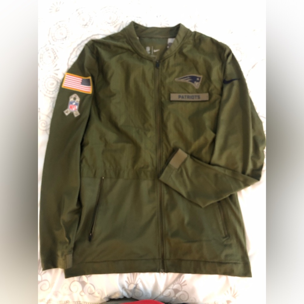 New England Patriots Salute to Service unisex jacket, size L